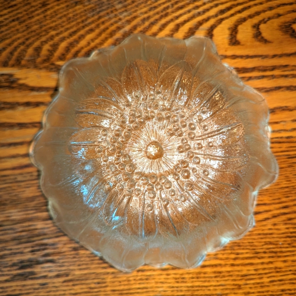 Vintage Indiana Clear Glass Sunflower Lily Pons Bowl Candy Dish